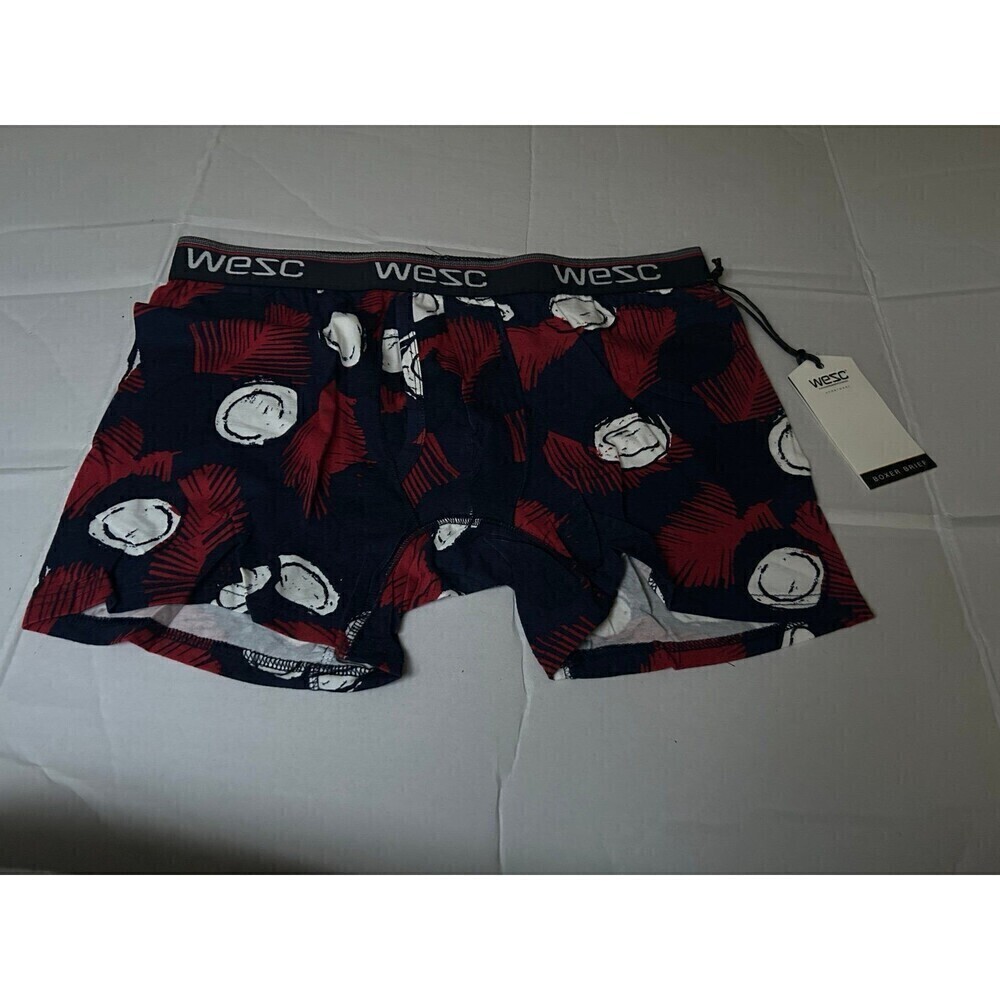 NWT WeSC Men‘s Boxer Brief Underwear Size L Benjamin Coconut Navy Blue Red white